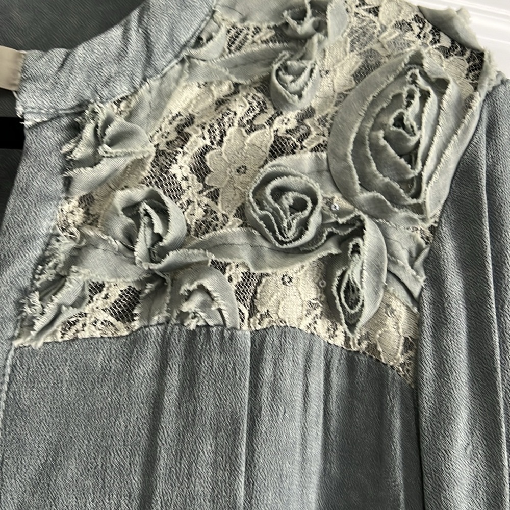 Tunic - Picture 2 of 4